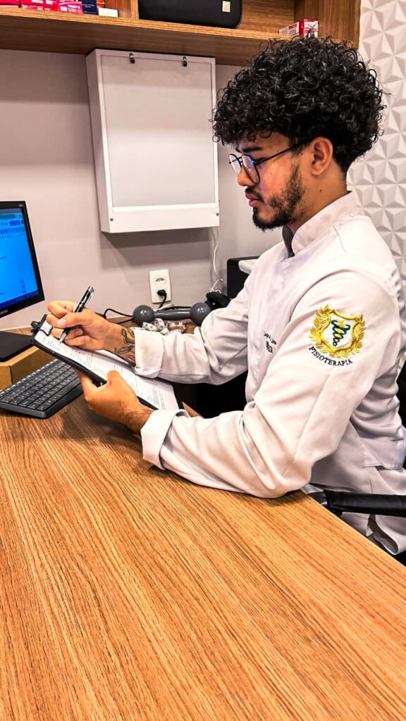 Fisioterapeuta Isaque Lima