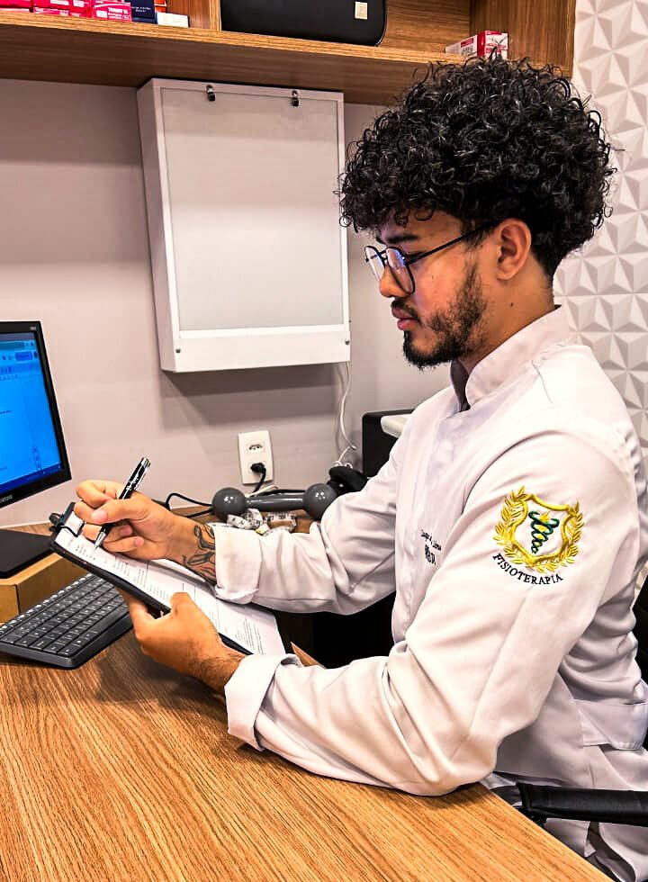 Fisioterapeuta Isaque Lima